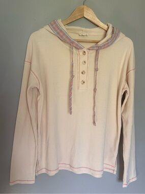 Hem & Thread Pull Over Button Hoodie